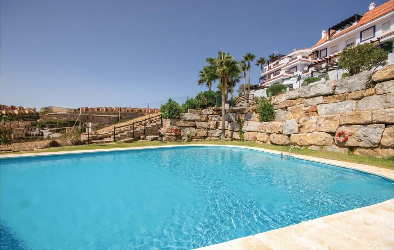 3 Bedroom Amazing Apartment In La Duquesa Castillo de Sabinillas Exterior foto